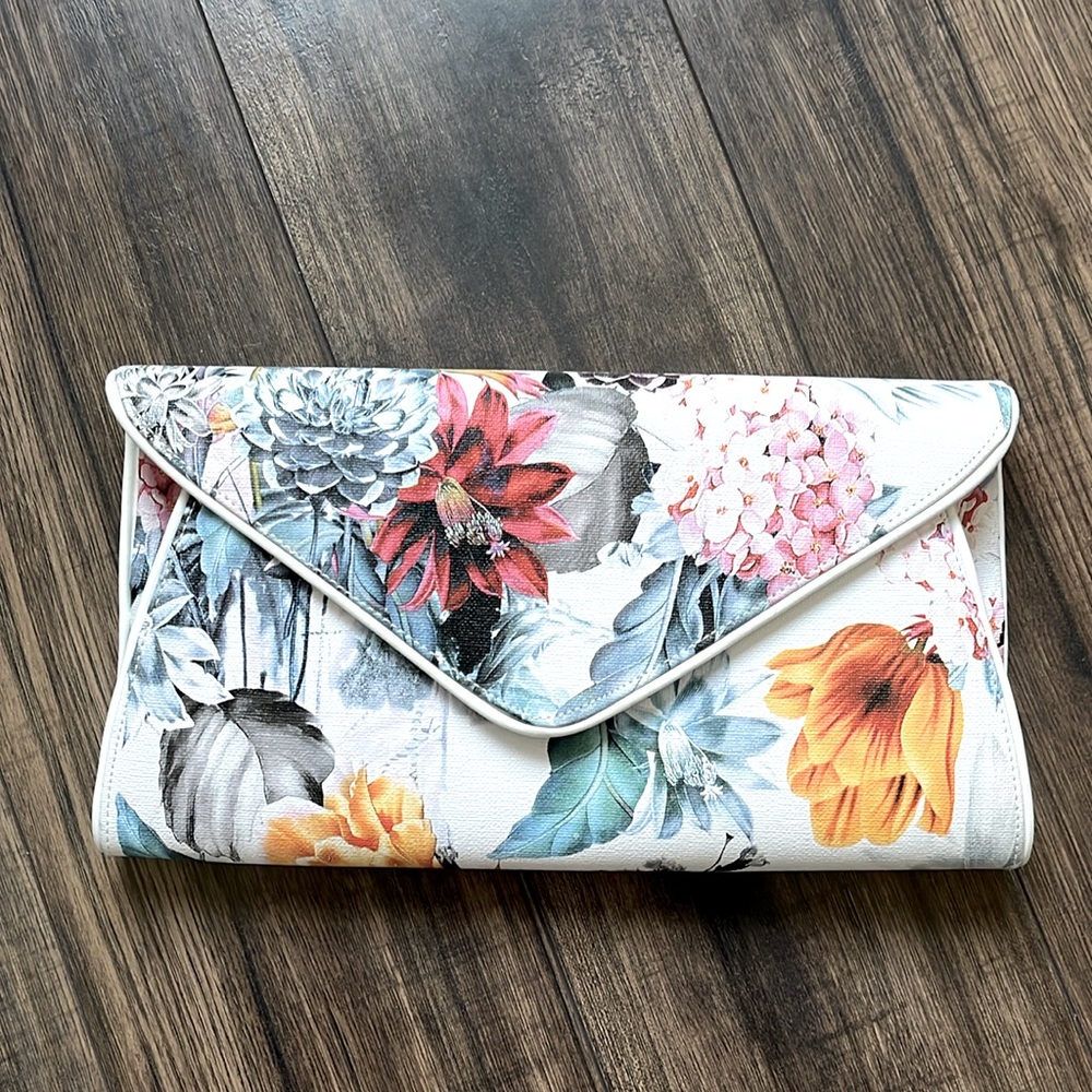 Beautiful Floral Clutch